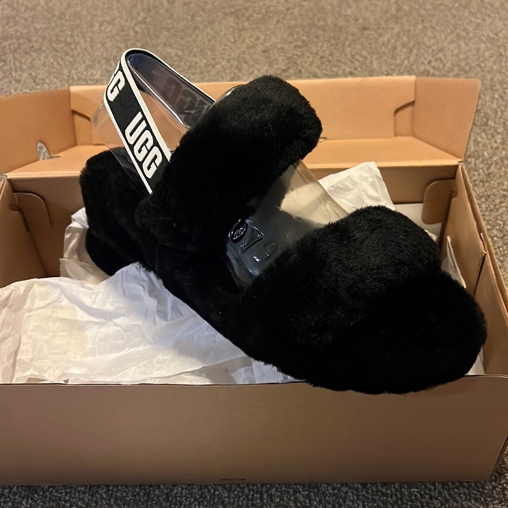 UGG